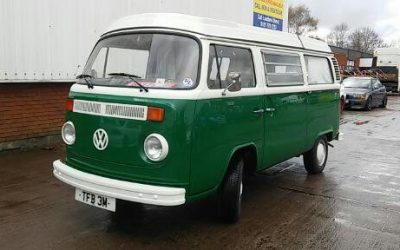 79 T2 Bay Window Camper Van (Green)